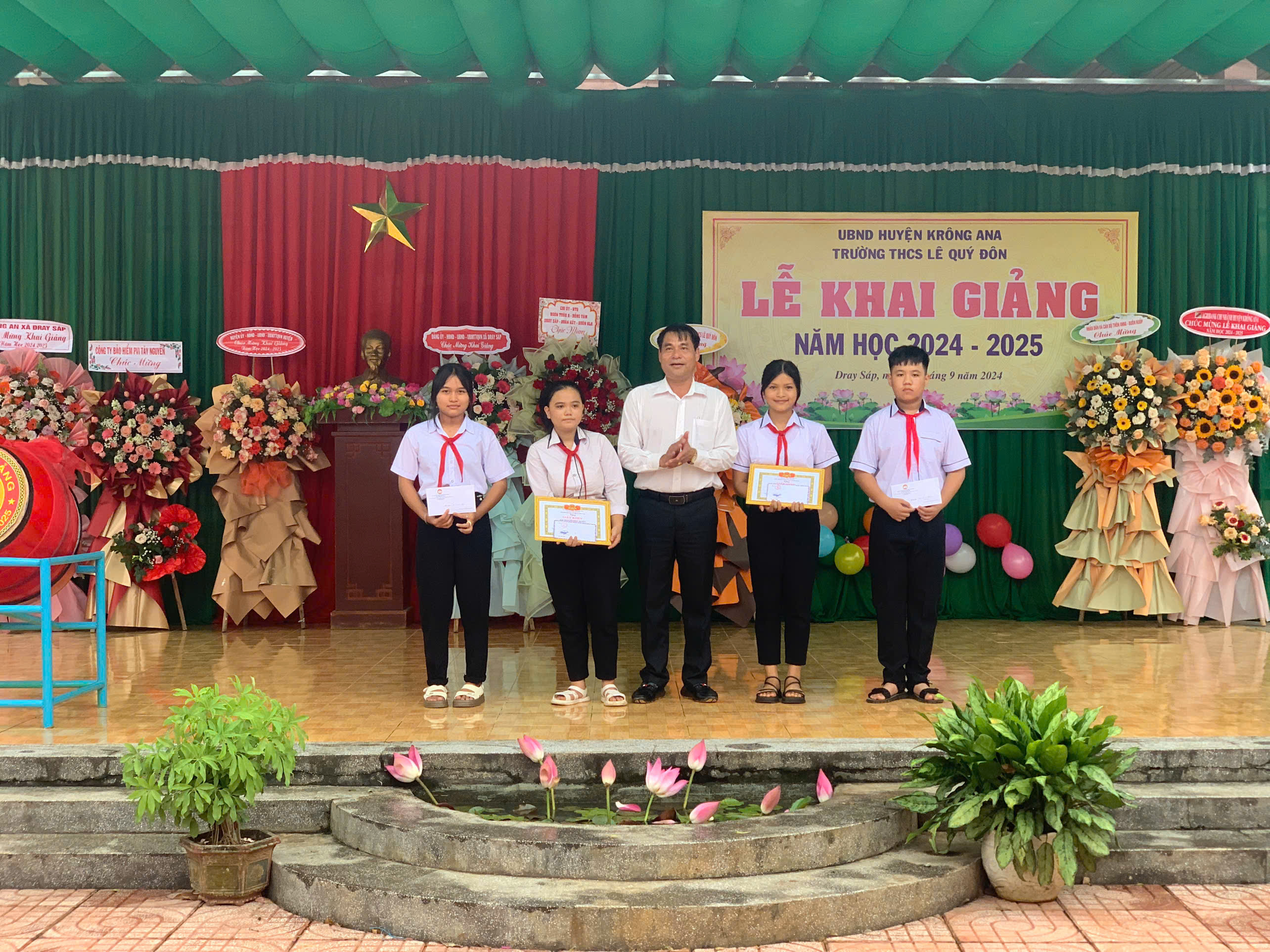 z5798622919663_935712b3f4d739989b088f5602f98fec