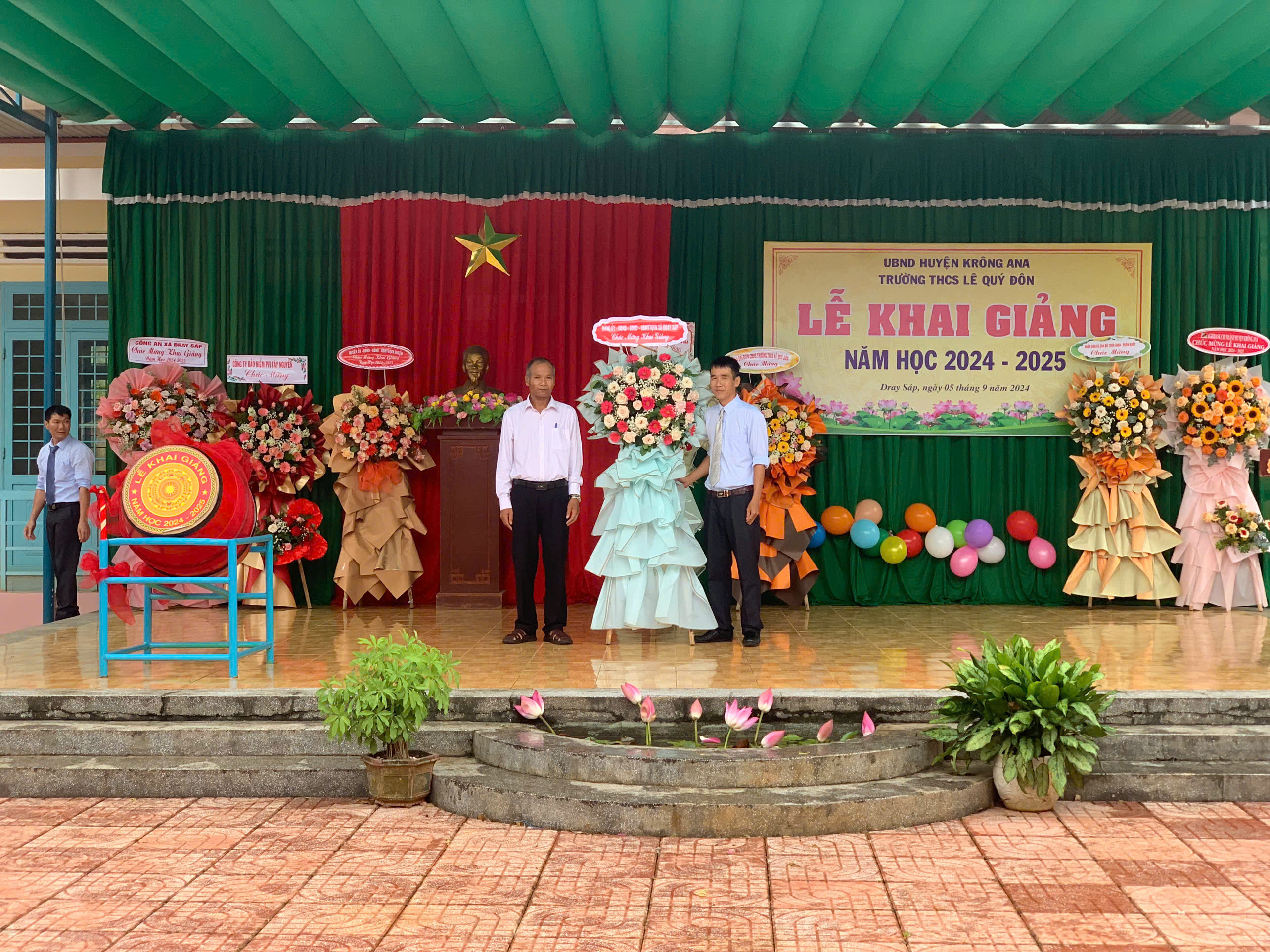 z5798623470177_4976d24851e7ce5625510fb31bcb23dd