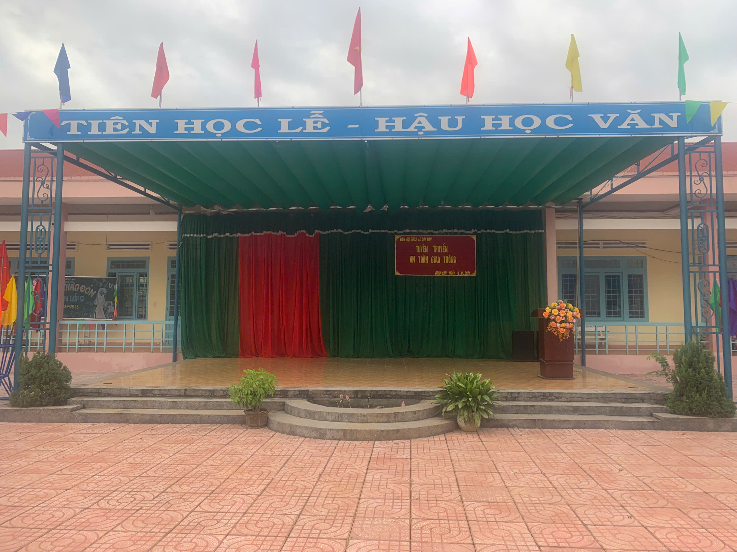 z5812716437716_21455c908bb763726ed460b251c5ed69