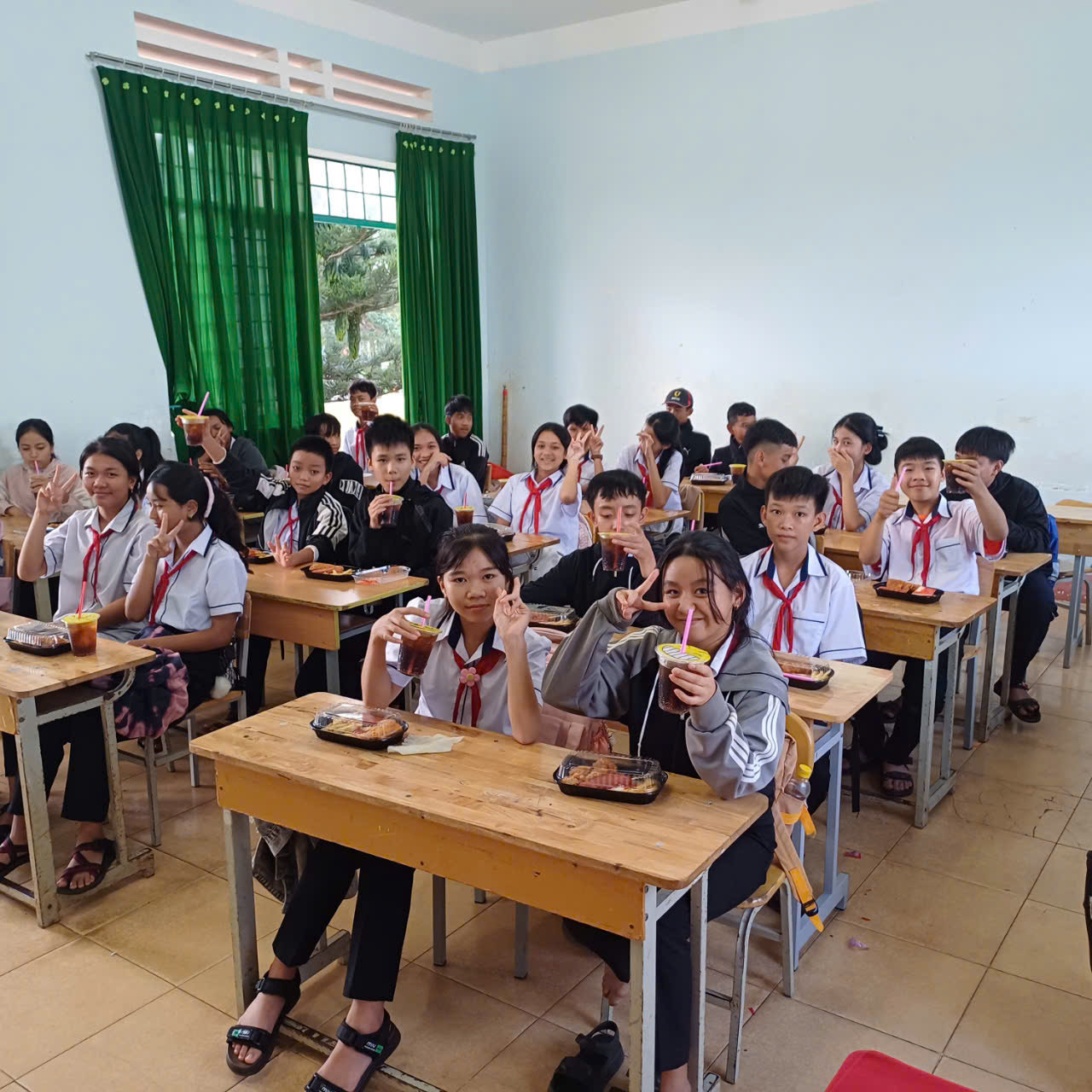 z5836559754065_cdfea68e46b57ae8f68aab2960f3b354