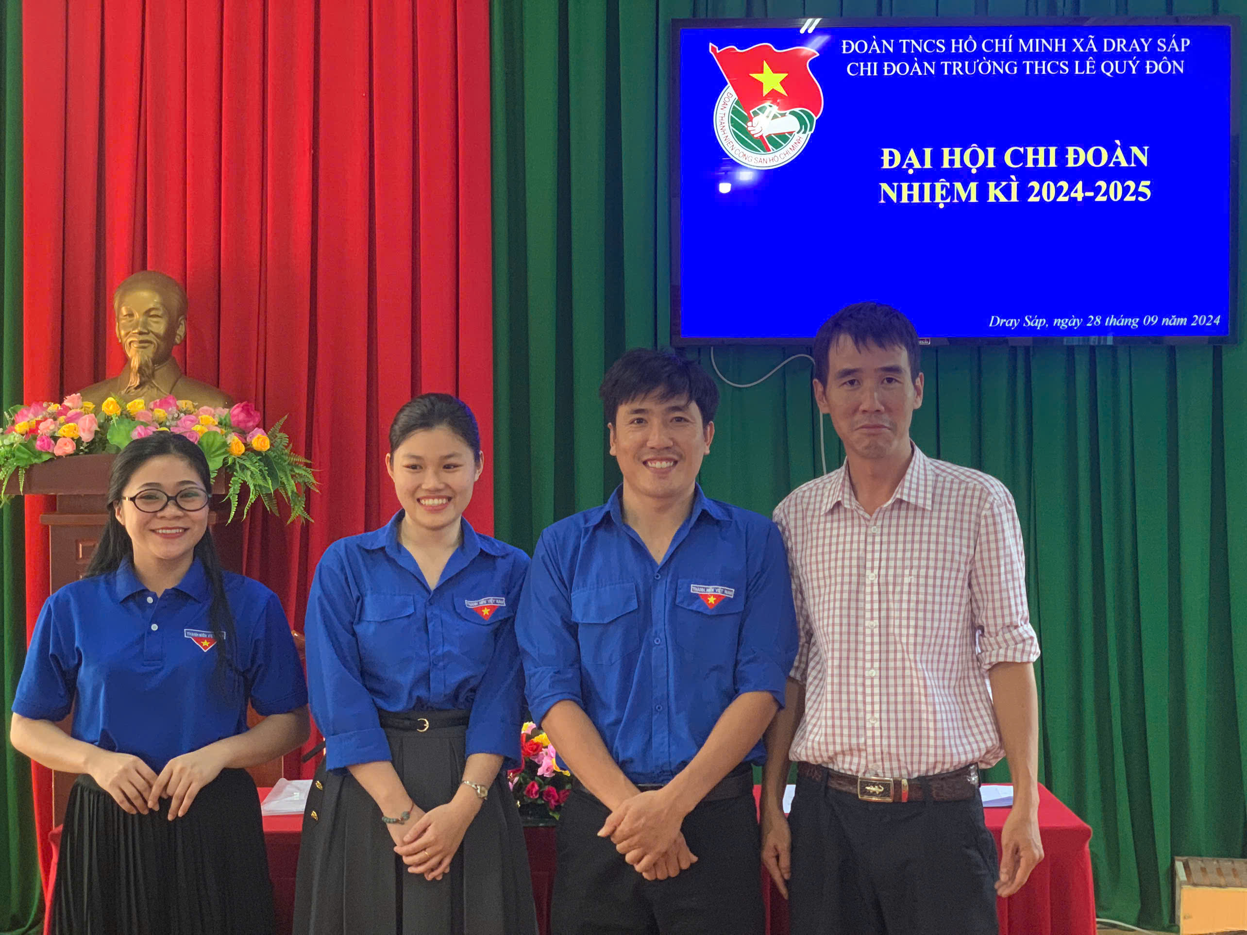 z5892468456748_4383bd435b0a1fe0e7db3f6354d4c368